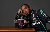Mercedes-AMG Petronas: Προχώρησε σε επέκταση της συνεργασίας της με τον Lewis Hamilton