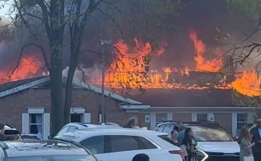 ΗΠΑ: Η κυβερνήτης του Μίσιγκαν απηύθυνε έκκληση "να πέσουν οι τόνοι" μετά την επίθεση σε εκκλησία Μορμόνων