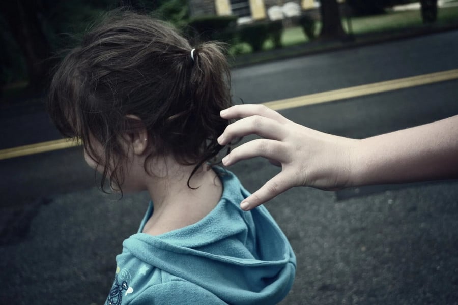 Κρυονέρι: Γονείς καταγγέλλουν απόπειρα αρπαγής παιδιών