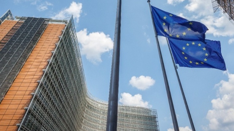 Κομισιόν: Παρουσίασε μέτρα για την ενίσχυση της ανταγωνιστικότητας του ευρωπαϊκού τομέα υγείας