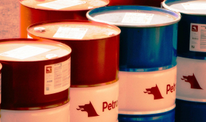 Πετρέλαιο: Πτωτική τάση τιμής λόγω ανησυχιών για υπερπροσφορά