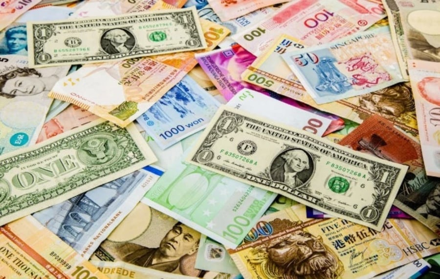 Το ευρώ ενισχύεται 0,25%, στα 1,1552 δολάρια