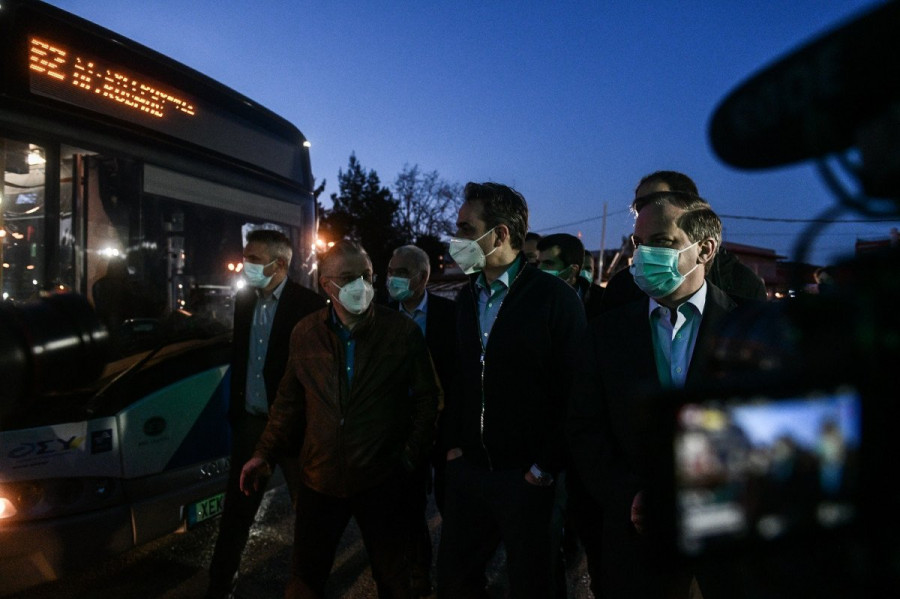 Στους δρόμους τα πρώτα λεωφορεία με leasing-Στο αμαξοστάσιο της ΟΣΥ ο Μητσοτάκης (vid)