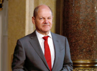 Γερμανία: Σήμερα θα κάνει το εμβόλιο της AstraZeneca ο Σολτς