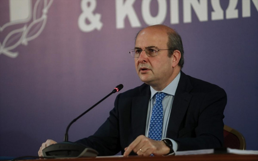 Χατζηδάκης: Καταργήθηκαν 68 υπηρεσίες του ΕΦΚΑ από τα ΚΕΠ, στο πλαίσιο της απλούστευσης διαδικασιών