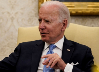 Μπάιντεν: Ο Δρ. Δημήτρης Δασκαλάκης στην ηγεσία της «μάχης» κατά της ευλογιάς των πιθήκων