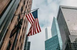 ΗΠΑ: Στο 5,2% ανήλθε η ανάπτυξη κατά το τρίτο τρίμηνο