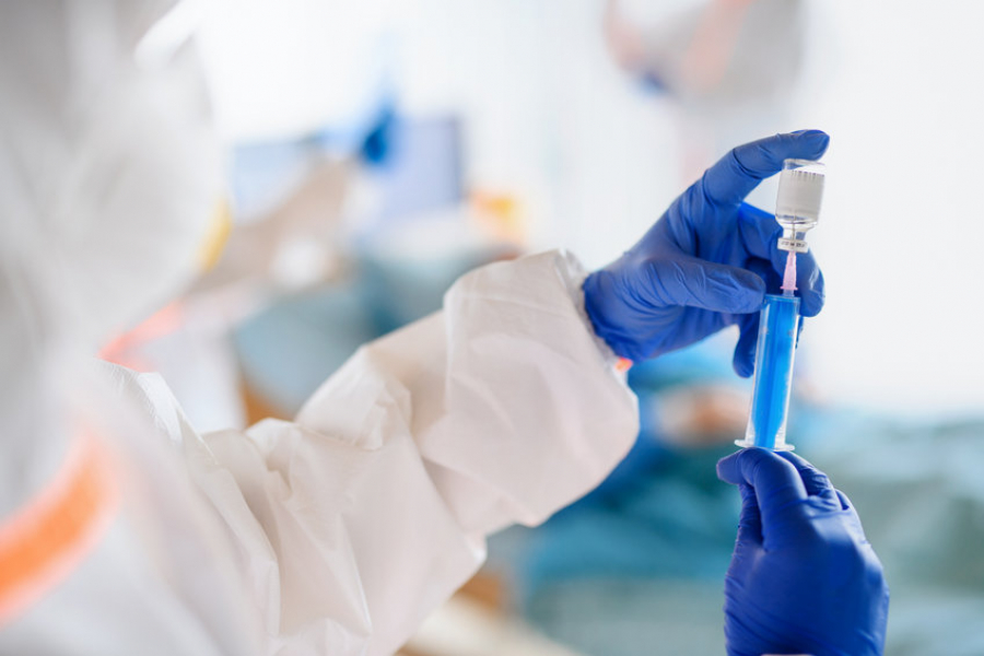 Ιταλία: Να ενισχυθεί ο ρυθμός για την "αναμνηστική δόση", λέει ο επικεφαλής εμβολιασμών