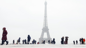 Το χιόνι και ο παγετός πλήττουν Βρετανία, Γαλλία, Ολλανδία και Ουγγαρία - προβλήματα στις μετακινήσεις