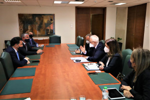 Σύμβαση δανείου για τη στήριξη της απασχόλησης μεταξύ CEB και Συνεταιριστικής Τράπεζας Καρδίτσας