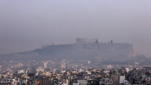 Χαμηλή η ποιότητα του αέρα στην ατμόσφαιρα σε Ελλάδα και Αν. Μεσόγειο λόγω των πυρκαγιών