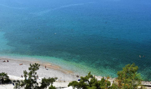 Αφαίρεση του βραβείου «Γαλάζια Σημαία» από 12 ελληνικές ακτές