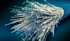 FTTH: Περικοπή κονδυλίων και αναδιάρθρωση προγραμμάτων για τις οπτικές ίνες