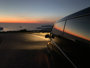 VIP Santorini: Αναδείχθηκε «Best Luxury Private Transfer &amp; Bespoke Tour Operator 2026 - Santorini»