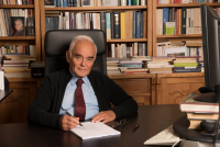 Έφυγε από τη ζωή ο Αντώνης Μανιτάκης – Διήμερο πένθος στη Νομική Σχολή του ΑΠΘ