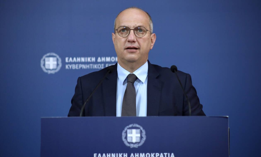 Οικονόμου: Δεν συζητάμε μέτρα υποχρεωτικού χαρακτήρα για εξοικονόμηση ενέργειας στον ιδιωτικό τομέα