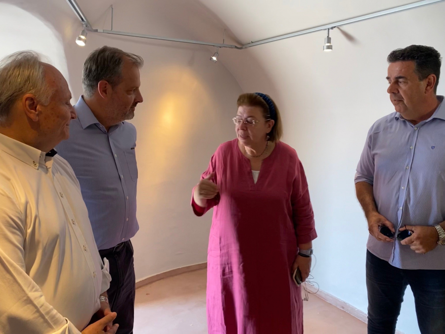 Στο Μπούρτζι η Μενδώνη για την αξιοποίηση του ακινήτου από δημόσιο - ΕΤΑΔ