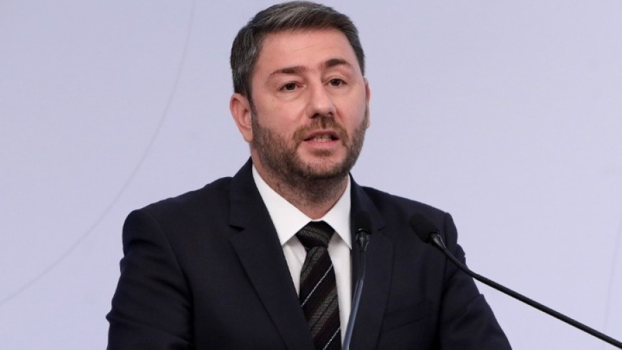 Ανδρουλάκης: Ο πρωθυπουργός απορρίπτει τις στοχευμένες προτάσεις του ΠΑΣΟΚ για την ακρίβεια