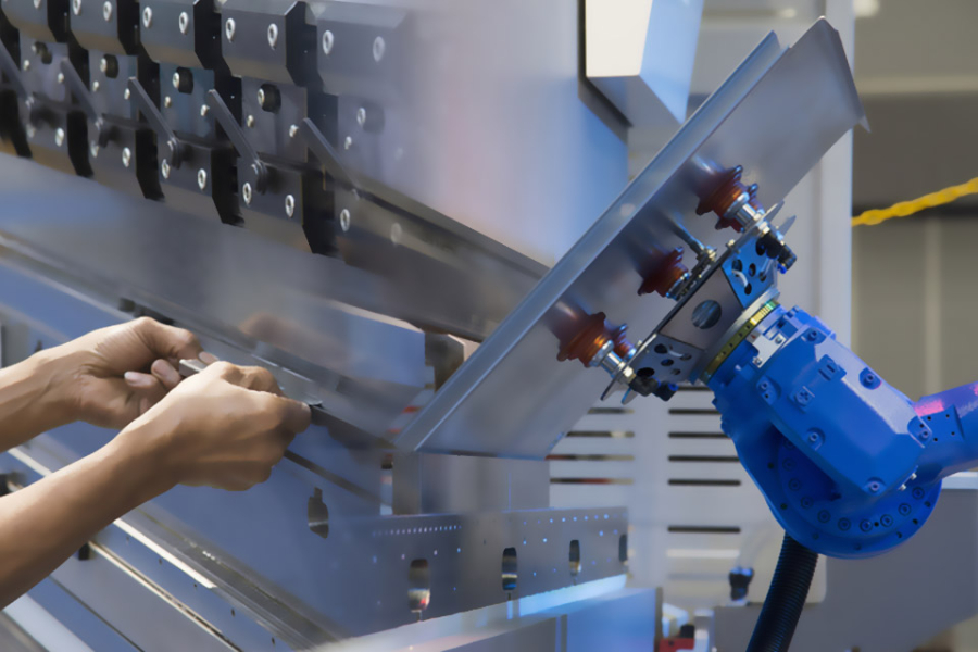 Gizelis Robotics - Alexandris Engineering: Νέα συνεργασία για εξαγωγές στην Βουλγαρία