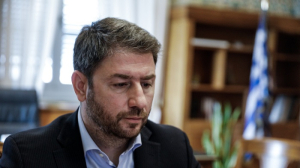 Ανδρουλάκης: Ας κάνουν προγαμιαίο συμβόλαιο Μητσοτάκης και Τσίπρας