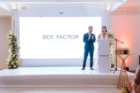 Bee Factor: Το πρώτο ελληνικό skincare brand που λανσάρεται επίσημα στο Εκουαδόρ