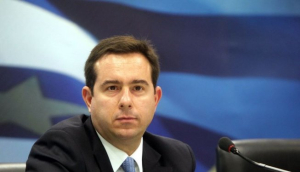 Μηταράκης: Επανασχεδιασμός της φύλαξης των ΑΕΙ-Τι θα ισχύσει για τις νέες ταυτότητες