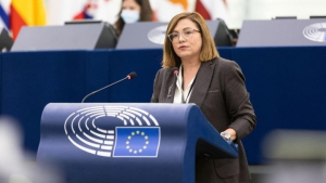 Αναστέλλεται η κομματική ιδιότητα της Μαρίας Σπυράκη, με απόφαση Μητσοτάκη
