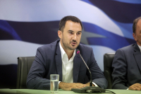 Χαρίτσης: H κυβέρνηση μετατρέπει το Ταμείο Ανάπτυξης σε εργαλείο ενίσχυσης λίγων ισχυρών