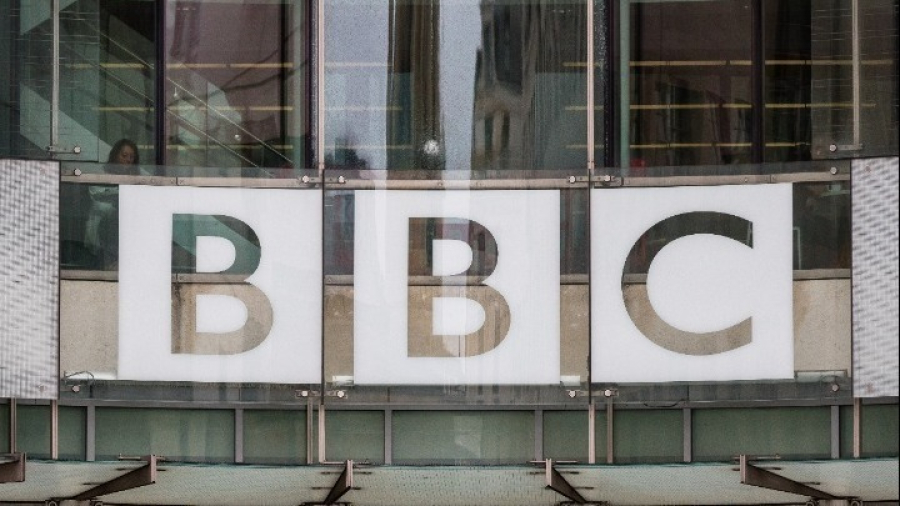 BBC: Παραιτήθηκαν ο γενικός διευθυντής και η διευθύνουσα σύμβουλος για μοντάζ σε ομιλία του Τραμπ