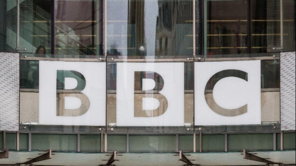 BBC: Παραιτήθηκαν ο γενικός διευθυντής και η διευθύνουσα σύμβουλος για μοντάζ σε ομιλία του Τραμπ