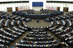 Ευρωπαϊκό Κοινοβούλιο: Ώρα να ποινικοποιηθεί η ρητορική και τα εγκλήματα μίσους σε ευρωπαϊκό επίπεδο