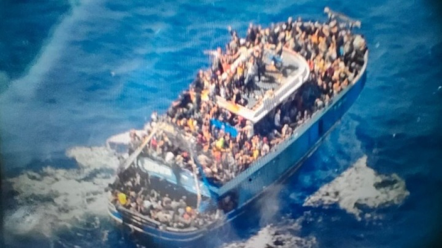 Εννέα συλλήψεις από το Λιμενικό για το ναυάγιο - Από την Αίγυπτο είχε ξεκινήσει το πλοίο