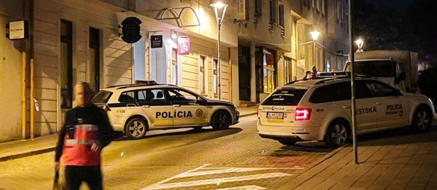 Σλοβακία: Ως "τρομοκρατική ενέργεια" θα αντιμετωπιστεί η δολοφονία δύο ανδρών έξω από γκέι μπαρ της Μπρατισλάβας