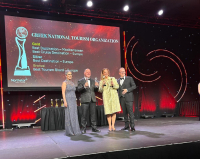 Travvy Awards 2025: Κορυφαίες διακρίσεις για Ελλάδα και ΕΟΤ