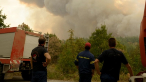 Μάχη των πυροσβεστικών δυνάμεων με 82 πυρκαγιές σε όλη τη χώρα