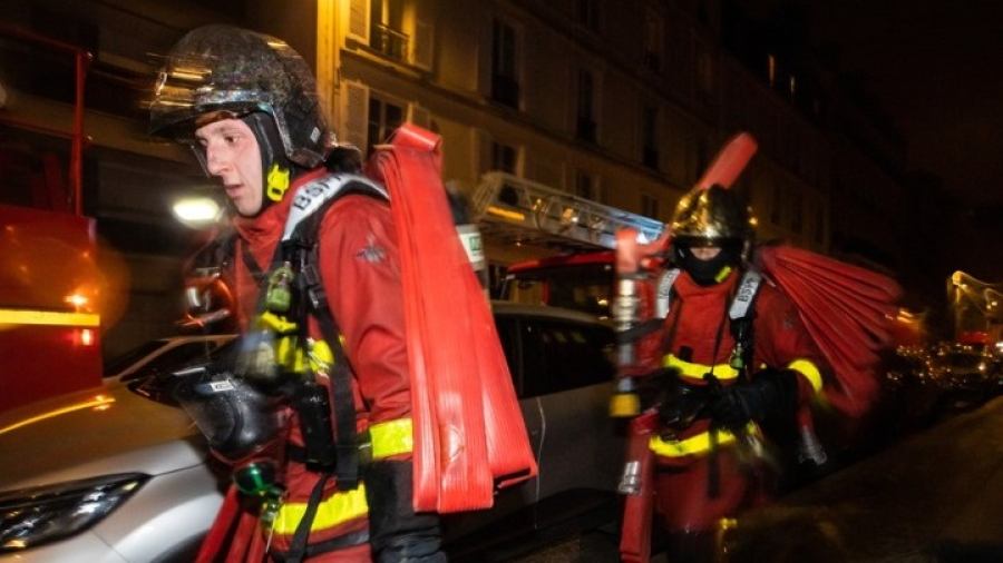 Γαλλία: Πυρκαγιά σε πολυτελές ξενοδοχείο στις γαλλικές Άλπεις - Απομακρύνθηκαν σχεδόν 100 άνθρωποι