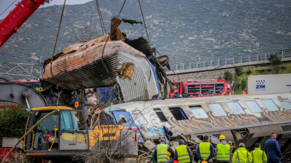 Ολοκληρώθηκαν οι ταυτοποιήσεις των νεκρών από το σιδηροδρομικό δυστύχημα