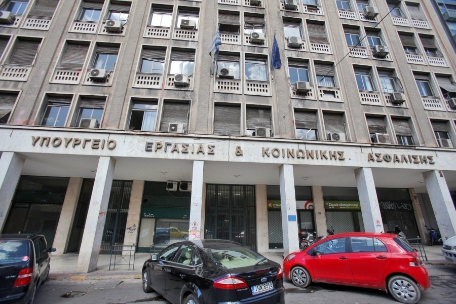 Υπουργείο Εργασίας: Ολοκληρωμένο στρατηγικό σχέδιο για περισσότερες και καλύτερες θέσεις εργασίας