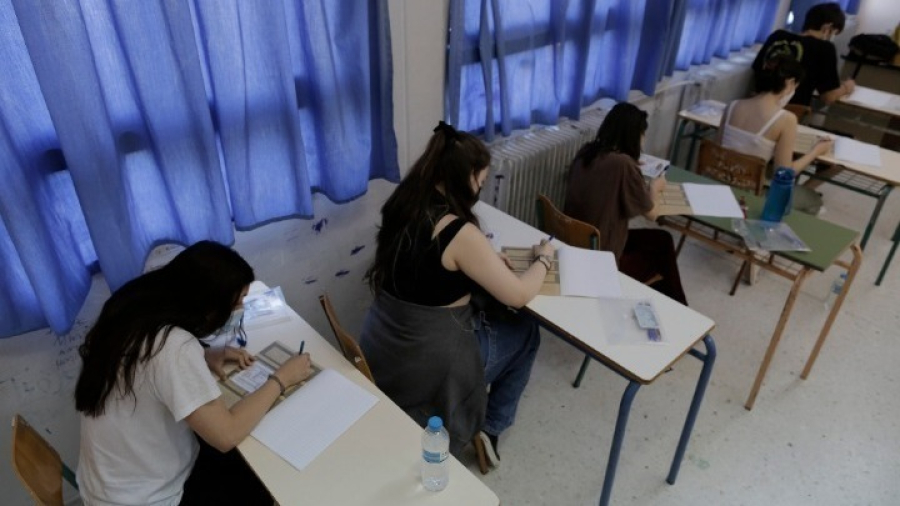 Πανελλαδικές: Άνοδος βάσεων σε σχολές Νομικής, Ψυχολογίας και Πολυτεχνείων -Πτώση σε Ιατρικές