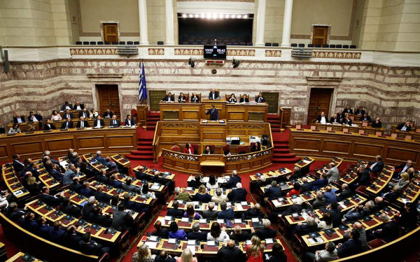 Στη Βουλή το ν/σ του ΥΠΟΙΚ με καινοτόμα φορολογικά κίνητρα για την ανάπτυξη επιχειρήσεων μέσω συνεργασιών