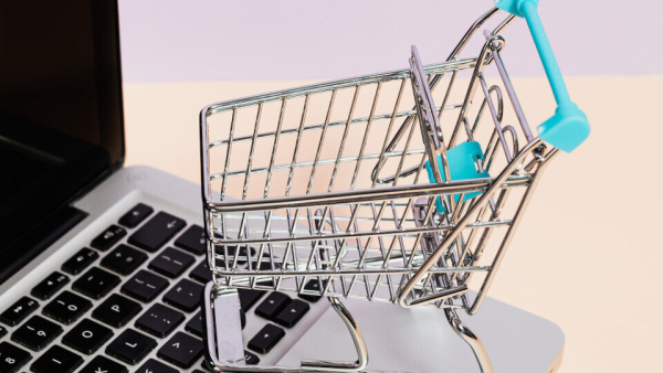 Convert Group: Αυξήθηκε κατά 15% ο τζίρος των online σούπερ μάρκετ στο εννεάμηνο