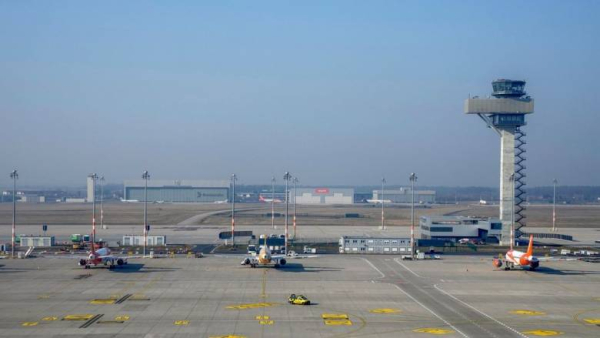 Κακοκαρία στη Γερμανία: Το αεροδρόμιο Βερολίνου ανέστειλε τη λειτουργία του