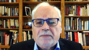 Κορονοϊός - Παυλάκης: Μέχρι τον Σεπτέμβρη μπορεί να έχουμε 2-3 επιδημίες ακόμα (vid)