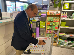 Χατζηδάκης: Άξιο μίμησης το κατάστημα της «Μασούτης» για τους τυφλούς