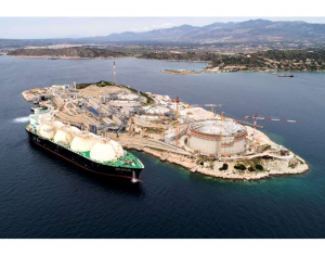 Σκρέκας: Η Ελλάδα να εδραιωθεί ως βασική πύλη εισόδου LNG στην Νοτιοανατολική Ευρώπη
