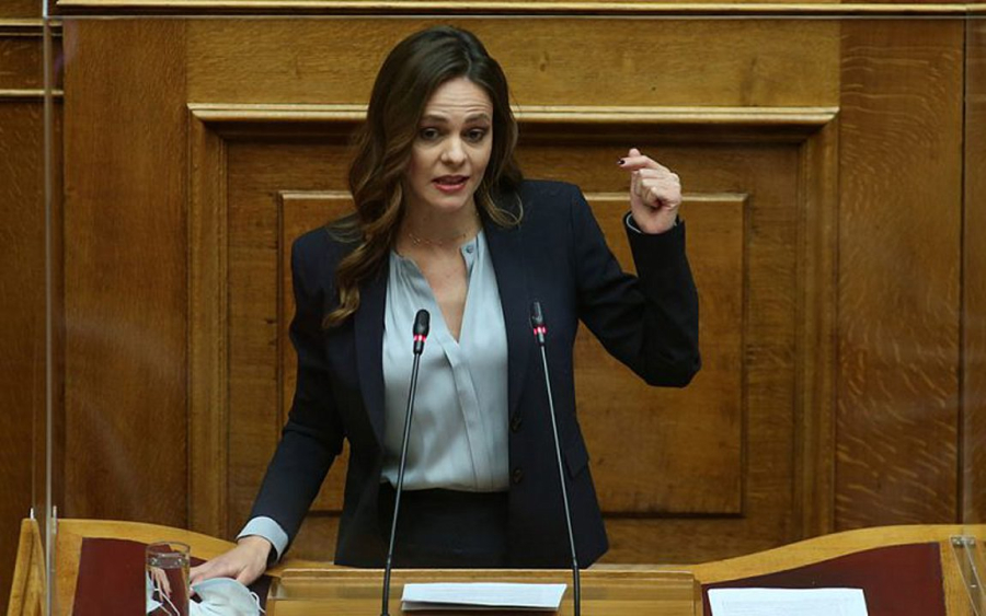 Αχτσιόγλου: Ο κ. Μητσοτάκης είναι παράγοντας θεσμικής ανωμαλίας