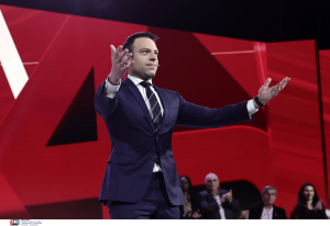 Στ. Κασσελάκης: Εφ' όσον ο νόμος αφορά και εμένα, θα πουλήσω τις εταιρείες που έχω στο εξωτερικό