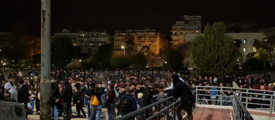 Παρέμβαση εισαγγελέα για τα 1.000 άτομα στο πάρτι του ΑΠΘ