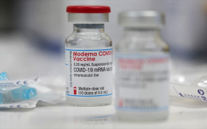 ΕΜΑ: Εξετάζεται το εμβόλιο της Moderna κατά της Covid-19 για αυτοάνοση αιματολογική νόσο
