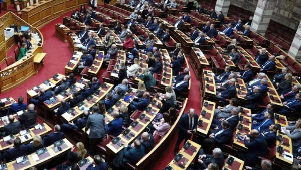 Βουλή: «Ναι» στη σύσταση προανακριτικής από 277 βουλευτές – Δυο μήνες θα διαρκέσουν οι εργασίες